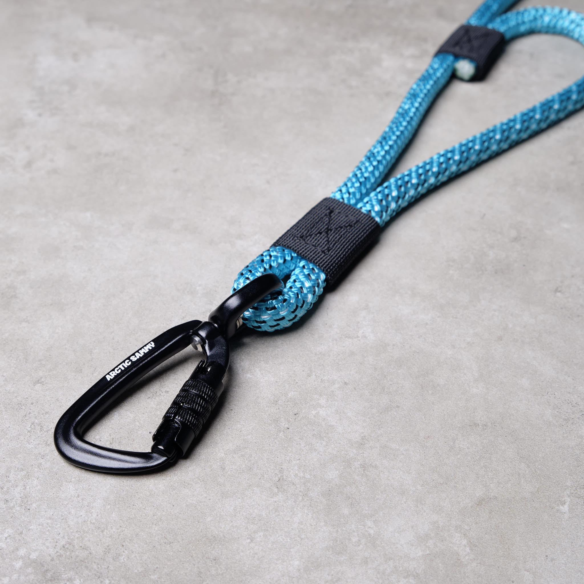 Pukaki Rope Dog Leash with Traffic Handle